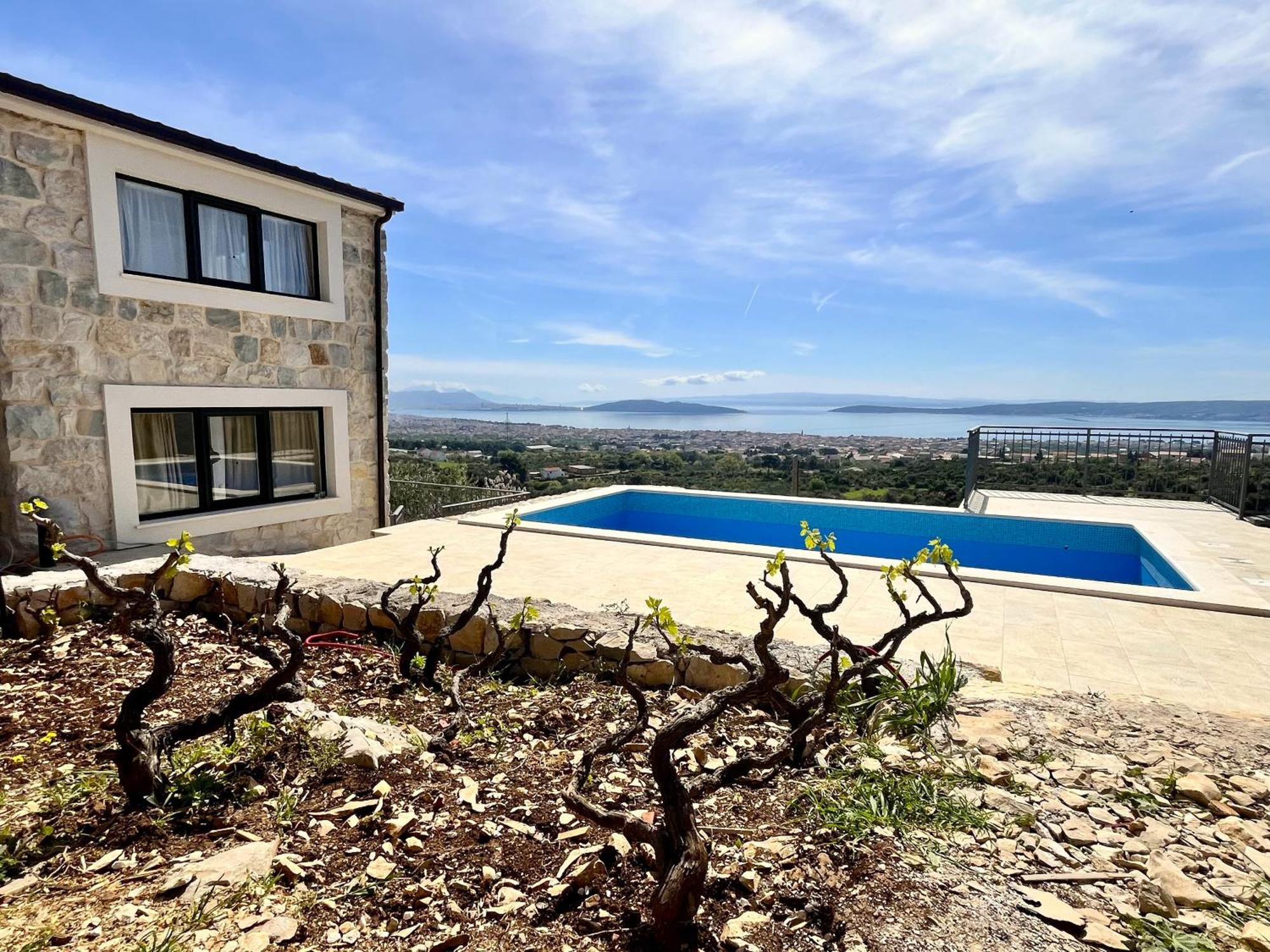Villa Bepina, Surrounded By Sea, Olive, Vineyard Kaštel Novi Esterno foto