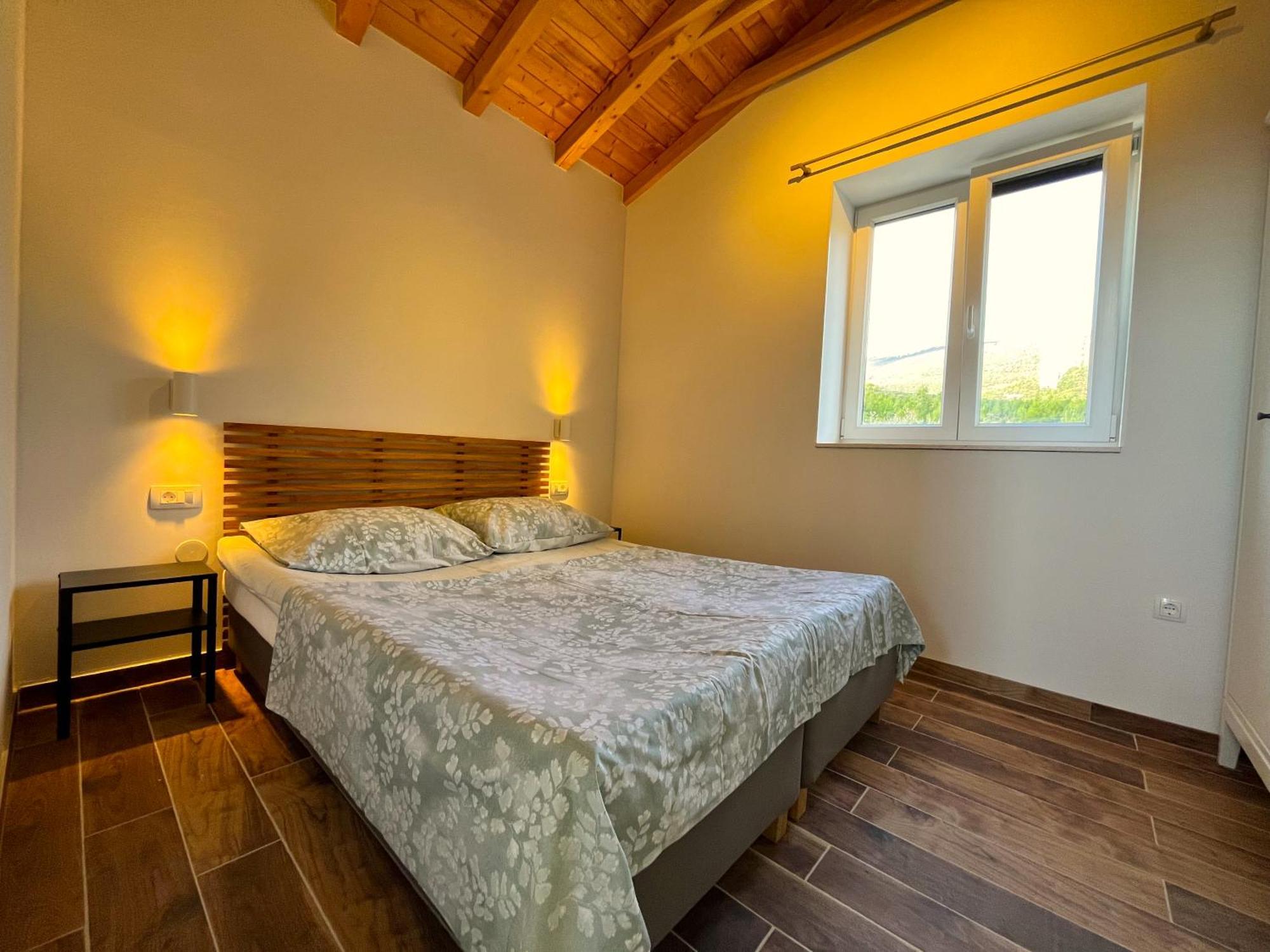 Villa Bepina, Surrounded By Sea, Olive, Vineyard Kaštel Novi Esterno foto